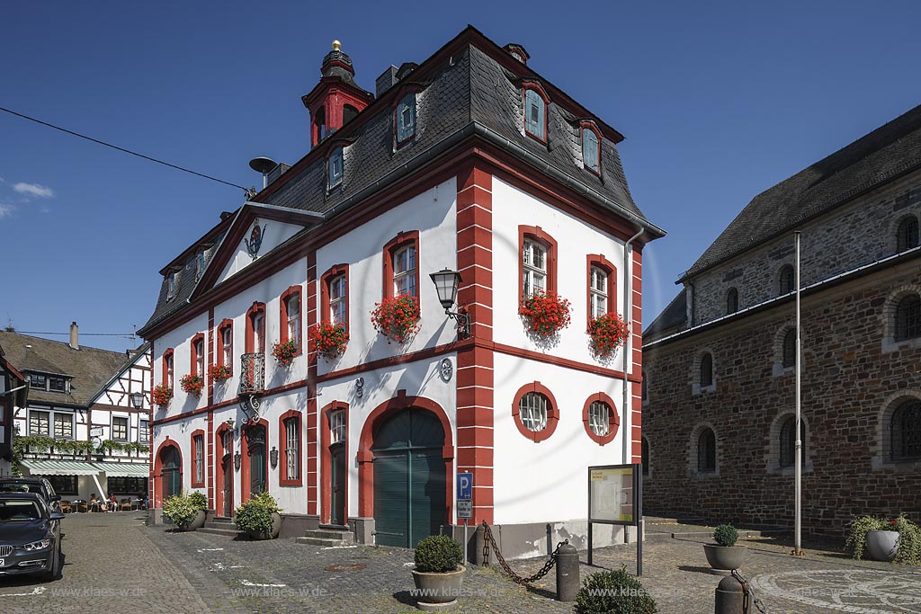 Erpel, Blick auf das Rathaus; Erpel, view to the town hall.