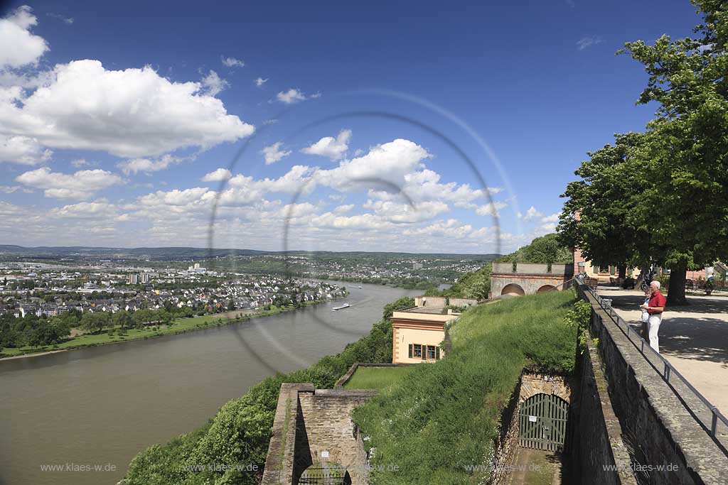 Koblenz Festung Ehrenbreitstein, Blick auf den Rhein mit Mauerwerk der Festung; View from Ehrenbreitstein with wall to Rhine river