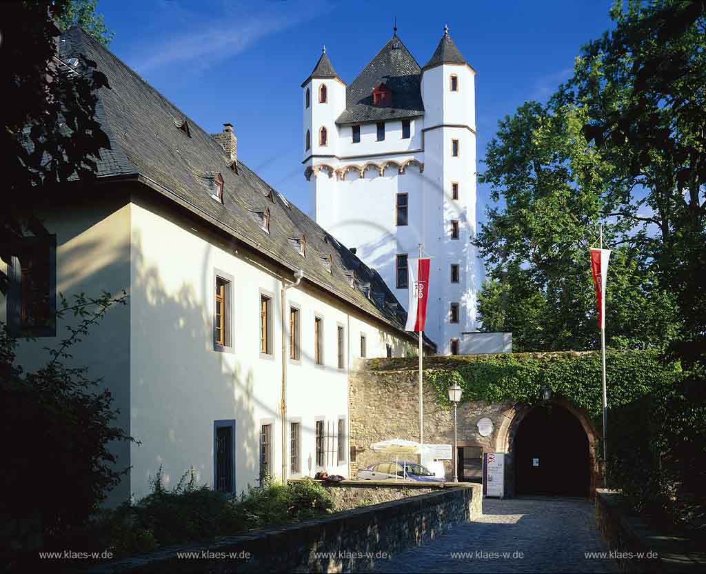 Eltville am Rhein, Rheingau-Taunus-Kreis, Rheingau, Mittelrhein, Blick auf Stadtburg, Kurfuerstliche, Kurfrstliche Burg, Wahrzeichen der Stadt