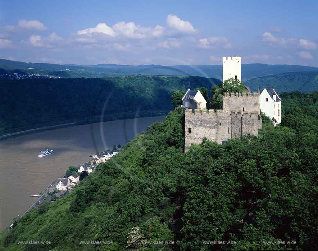 Kamp-Bornhofen, Rhein-Lahn-Kreis, Mittelrhein, die feindlichen Brder, Brueder, Blick auf Burg Sterrenberg, Rhein und Landschaft