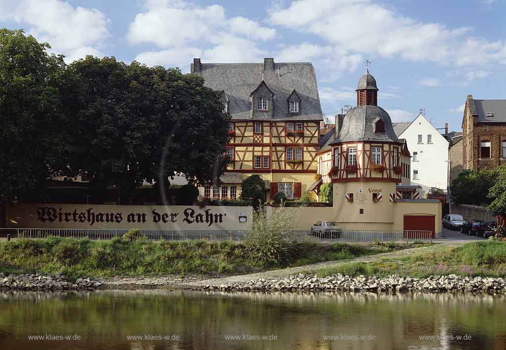 Lahnstein, Rhein-Lahn-Kreis, Mittelrhein, Blick auf Wirtshaus an der Lahn