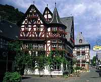 Bacharach, Landkreis Mainz-Bingen, Mittelrhein, Mittelrheintal, Rhein, Blick auf altes Haus, Weinhaus, Fachwerkhaus