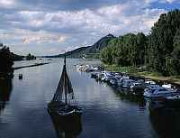 Bad Honnef, Mittelrhein, Rhein-Sieg-Kreis, Rhein, Aalschokker Aranka, Blick auf Rhein und Drachenfels, Burg Drachenfels 