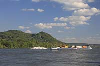 Bonn, Blick ueber den Rhein zum Siebengebirge mit Drachenburg, Drachenfels, Schlepper, Flussfaehre; View over rhine river with Siebengebirge, castle Drachenburg, ruine Drachenfels, ferry boat and towboat