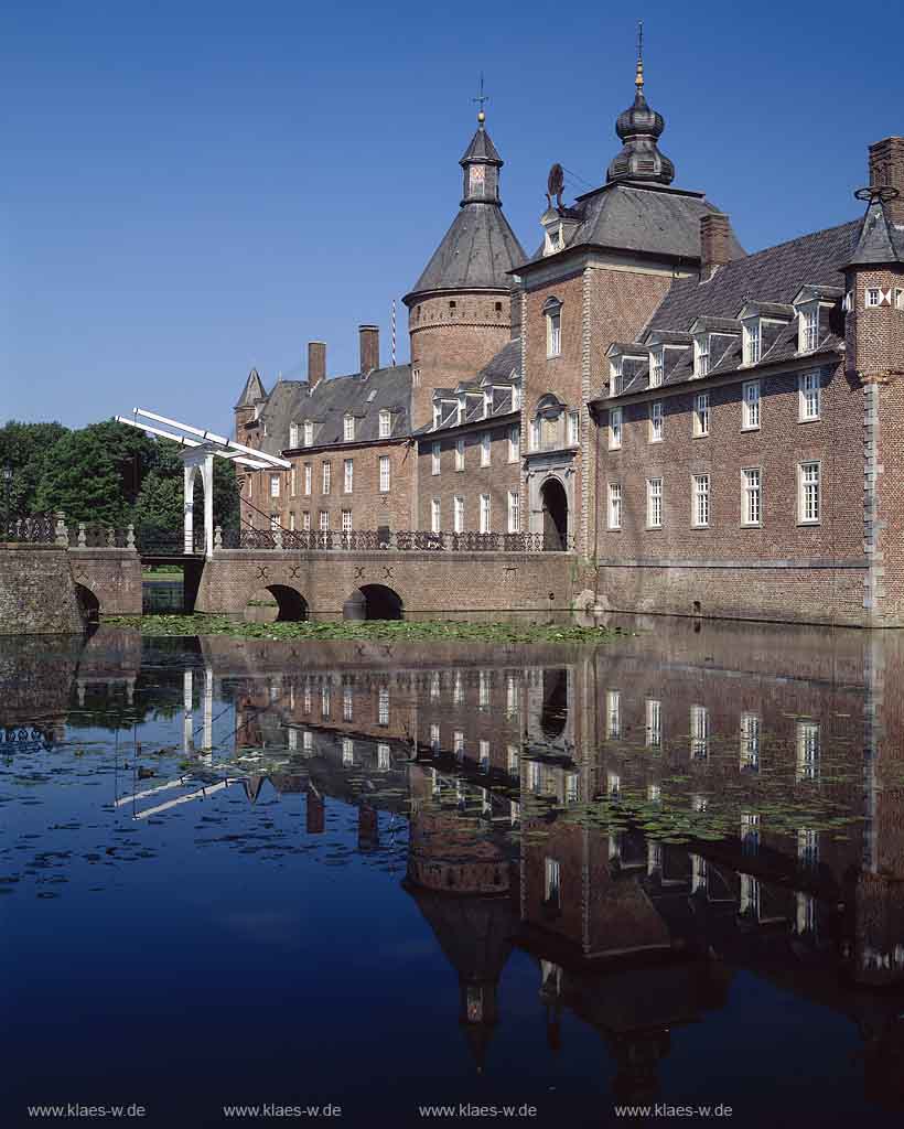 Anholt, Isselburg, Kreis Borken, Mnster, Muenster, Mnsterland, Muensterland, Blick auf Schloss, Wasserschloss Anholt