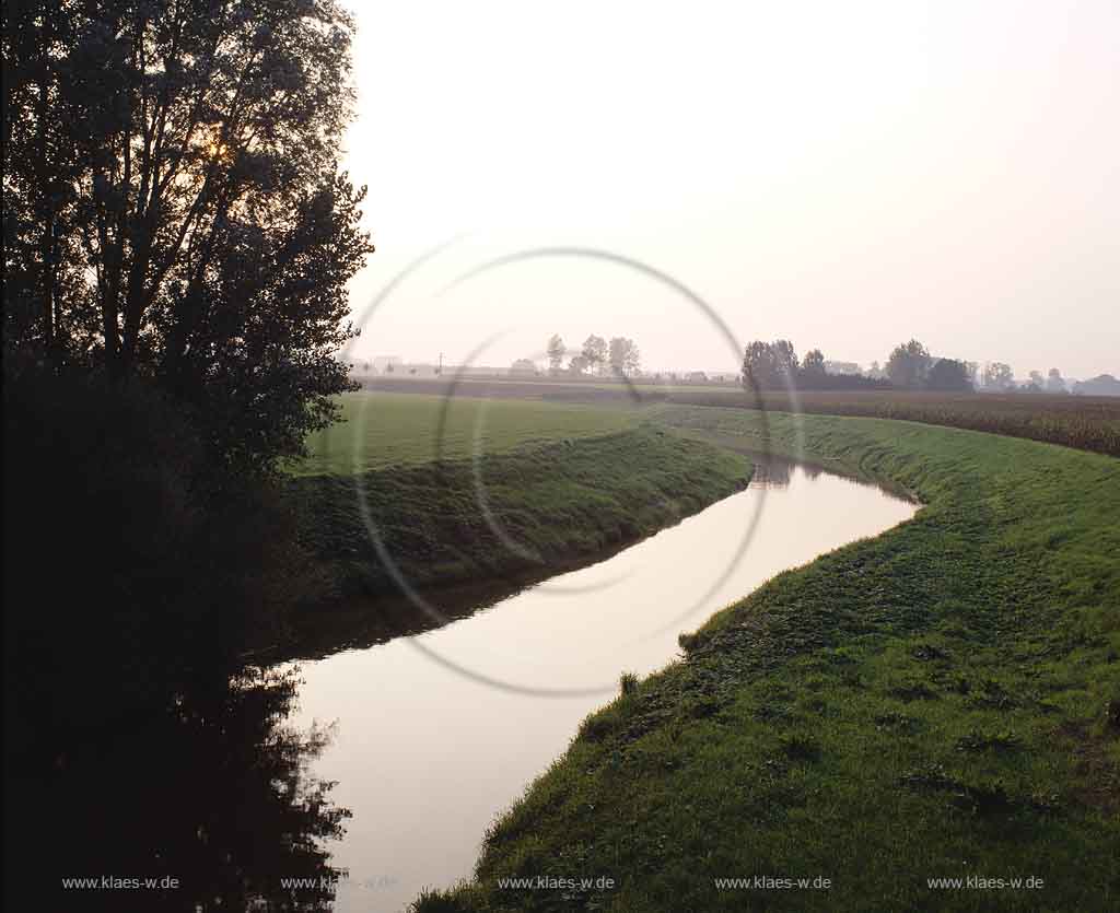 Vreden, Kreis Borken, Mnster, Muenster, Mnsterland, Muensterland, Blick auf die Berkel, Abendstimmung