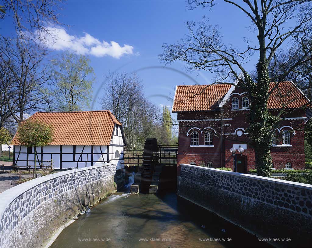 Hiesfeld, Dinslaken, Kreis Wesel, Niederrhein, Regierungsbezirk Dsseldorf, Blick auf Wassermhle, Wassermuehle     