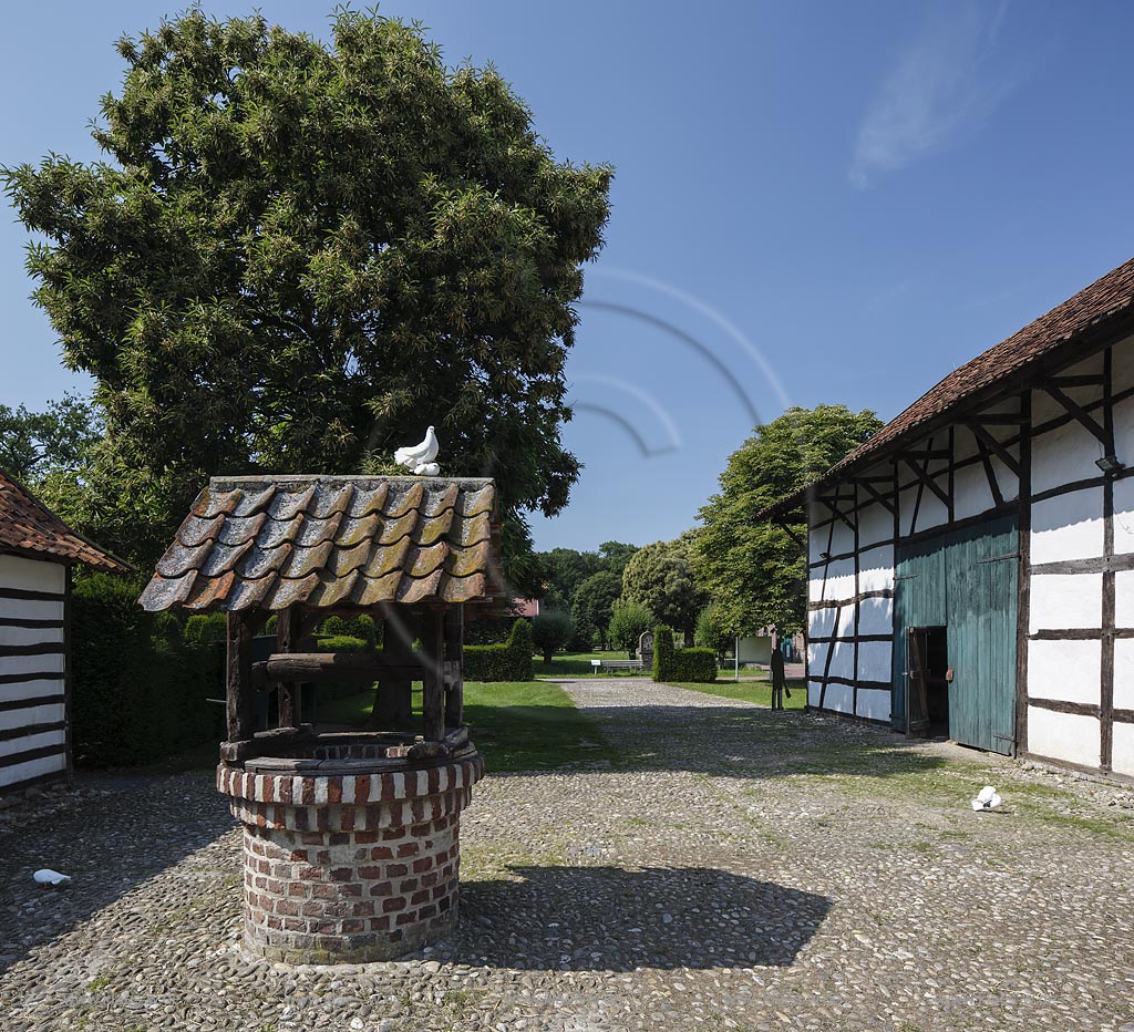 Grefrath, Niederrheinisches Freilichtmuseum, "Hofanlage Rasseln"; Grefrath, museum Niederrheinisches Freilichtmuseum, yard "Hofanlage Rasseln".