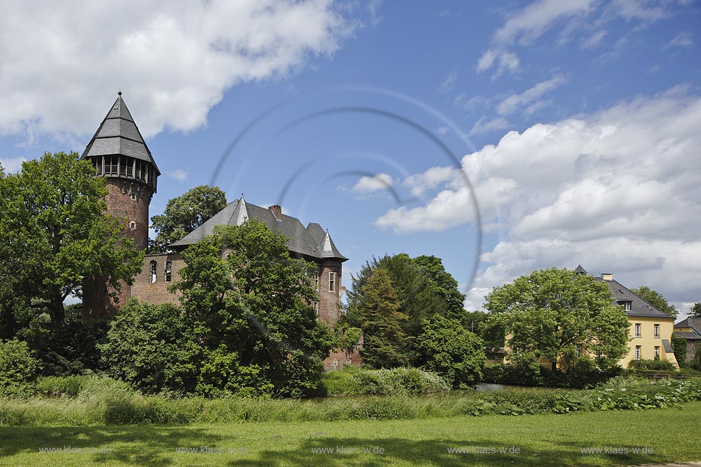 Krefel-Linn, Burg Linn; Krefeld-Linn, castle Burg Linn.