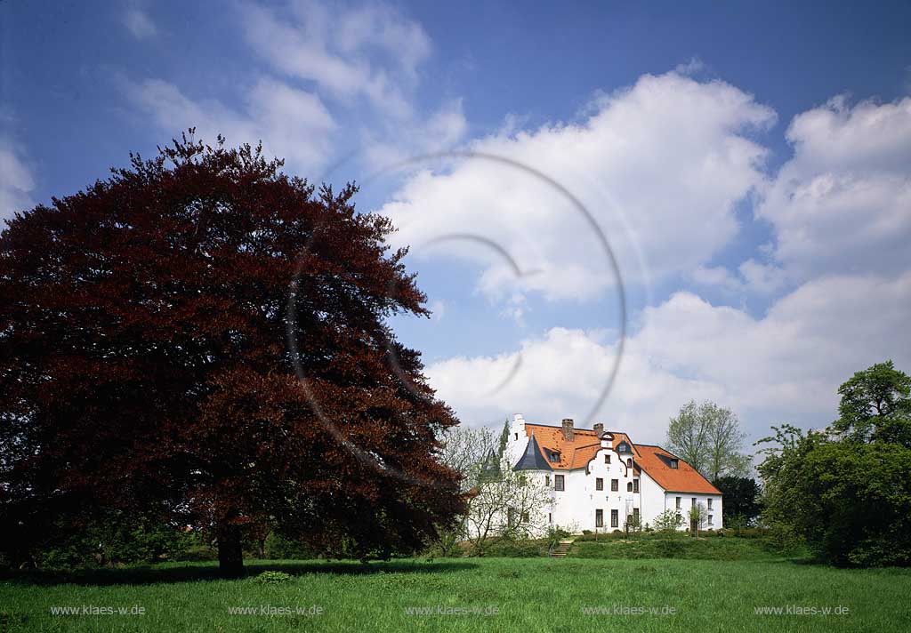 Traar, Krefeld, Landschaftsverband Rheinland, Regierungsbezirk Dsseldorf, Niederrhein, Blick auf Haus Rath und Landschaft