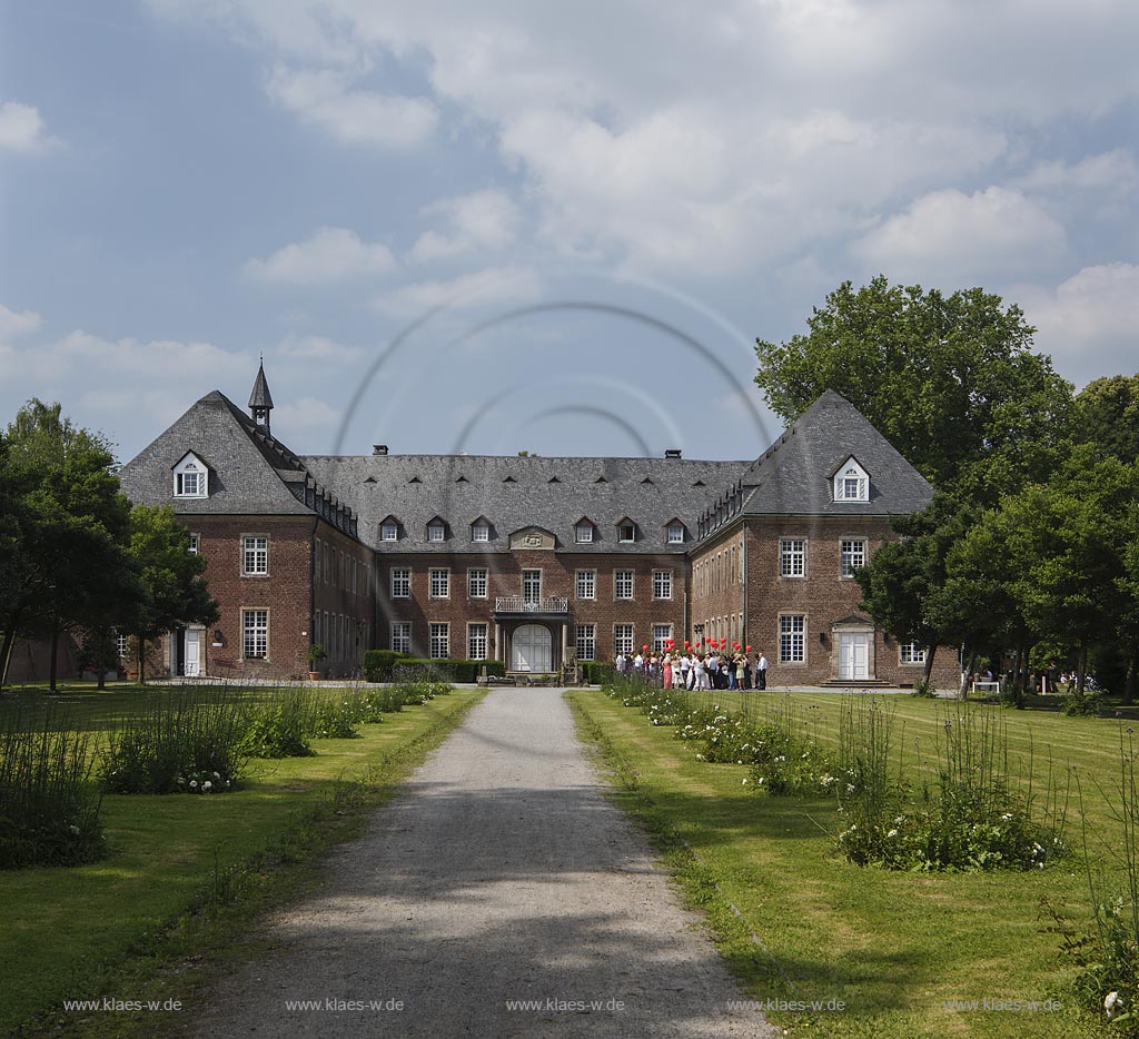 Grevenbroich Langwaden, Kloster Langwaden, erstmals erwaehnt 1173; Grevenbroich Langwaden, abbey Kloster Langwaden.