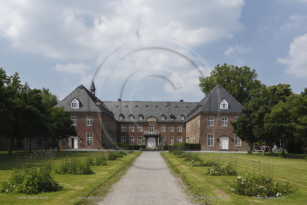 Grevenbroich Langwaden, Kloster Langwaden, erstmals erwaehnt 1173; Grevenbroich Langwaden, abbey Kloster Langwaden.