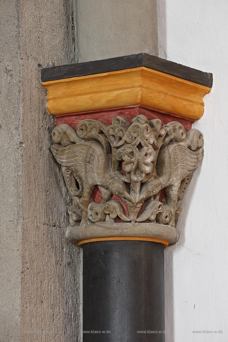 Muenster St. Vitus, Kapitell; minster St. Vitus,  capital.