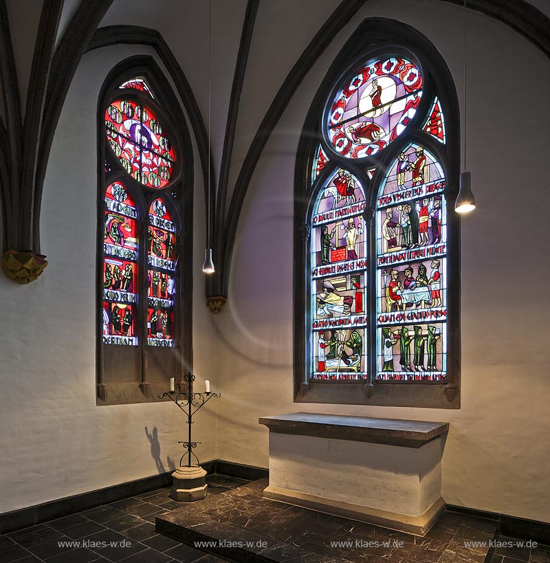 Moenchengladbach, Muenster St. Vitus, Martinsaltar; Moenchengladbach, minster St. Vitus, altar Martinsaltar.