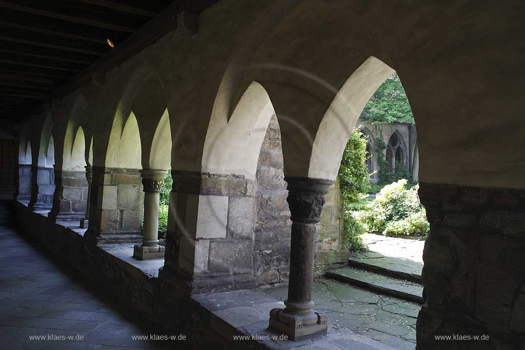 Essen, Dom Kreuzgang, dome cross-coat, cloister