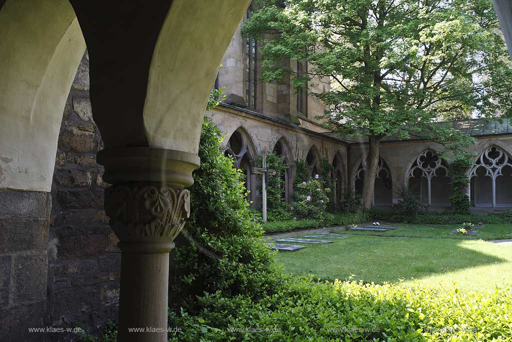 Essen, Dom Kreuzgang, dome cross-coat, cloister