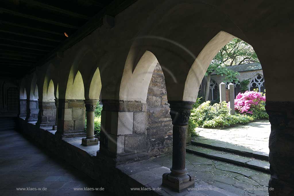 Essen, Dom Kreuzgang, dome cross-coat, cloister