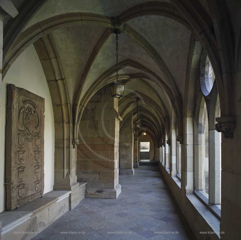 Essen, Dom Kreuzgang, dome cross-coat, cloister