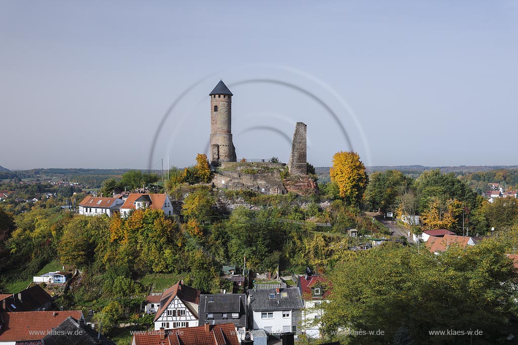 Kirkel-Neuhaeusel, Burgruine Burg Kirkel; Kirkel-Neuhaeusel, castle ruin Burg Kirkel.