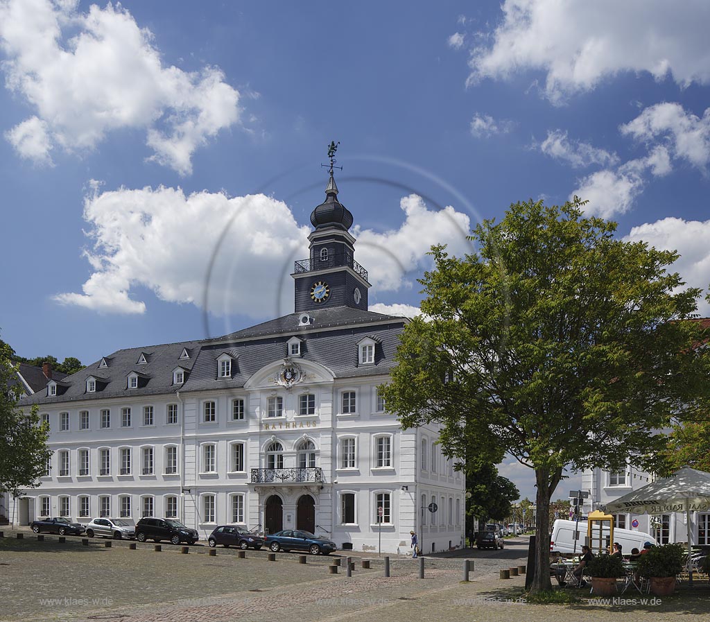 Saarbruecken Alt Saarbruecken, Blick auf altes Rathaus; Saarbruecken Alt Saarbruecken, view to the old town hall.