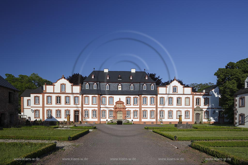 Wadern Nunkirchen, Schloss Muenchweiler, ab 1749 in drei Bauabschnitten von "Christian Kretschmar" errichtet; Wadern Nunkirchen, castle Schloss Muenchweiler.