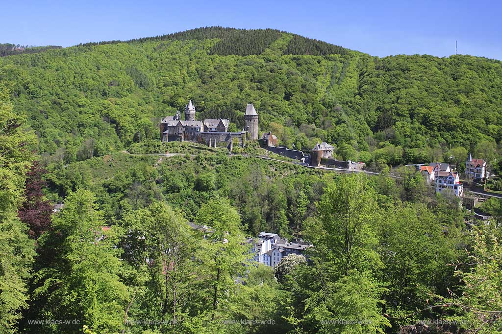 Altena, Blick auf Burg und Landschaft, Sauerland