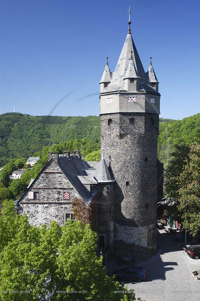 Altena, Blick auf Burg und Stadt, Sauerland