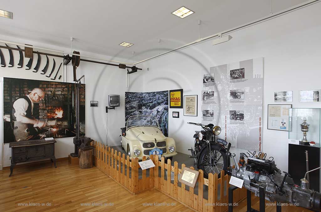 Arnsberg Innenaufnahme im Sauerland Museum mit der Dauerausstellung verschiedene raeume; Internal view into Sauerlan mueum of Arnsberg with the permanten exhibition