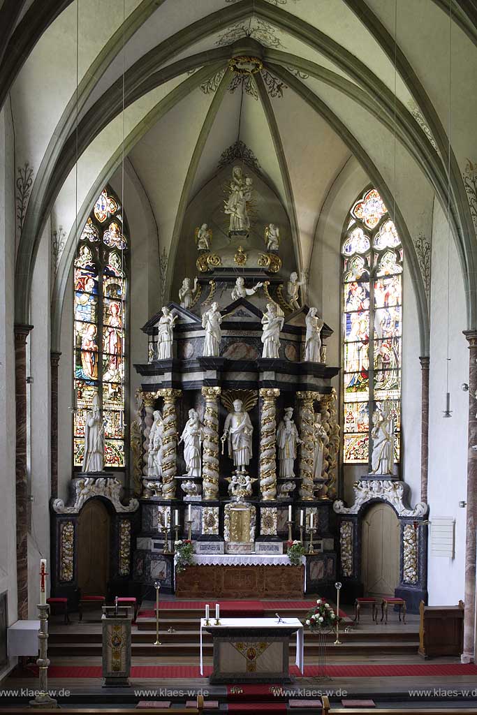 Arnsberg-Oelinghausen, Kloster der Prmonstratenserinnen, Klosterkirche, Hochaltar, barock, Sauerland