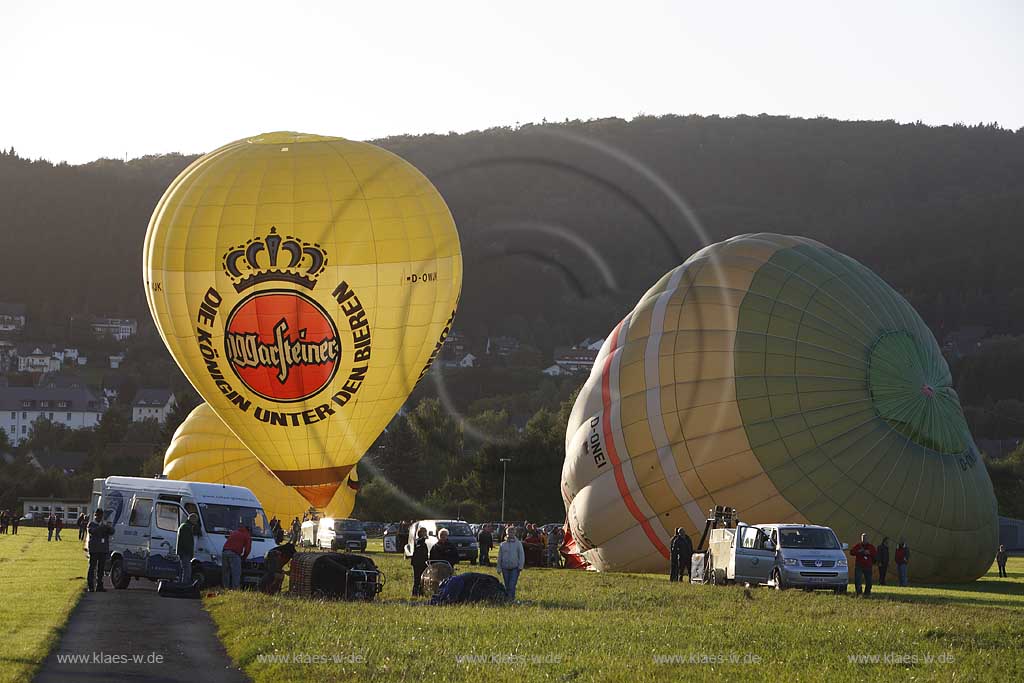 Arnsberg-Oeventrop, Flugplatz, Warsteiner Montgolfiade, Sauerland, Hochsauerland