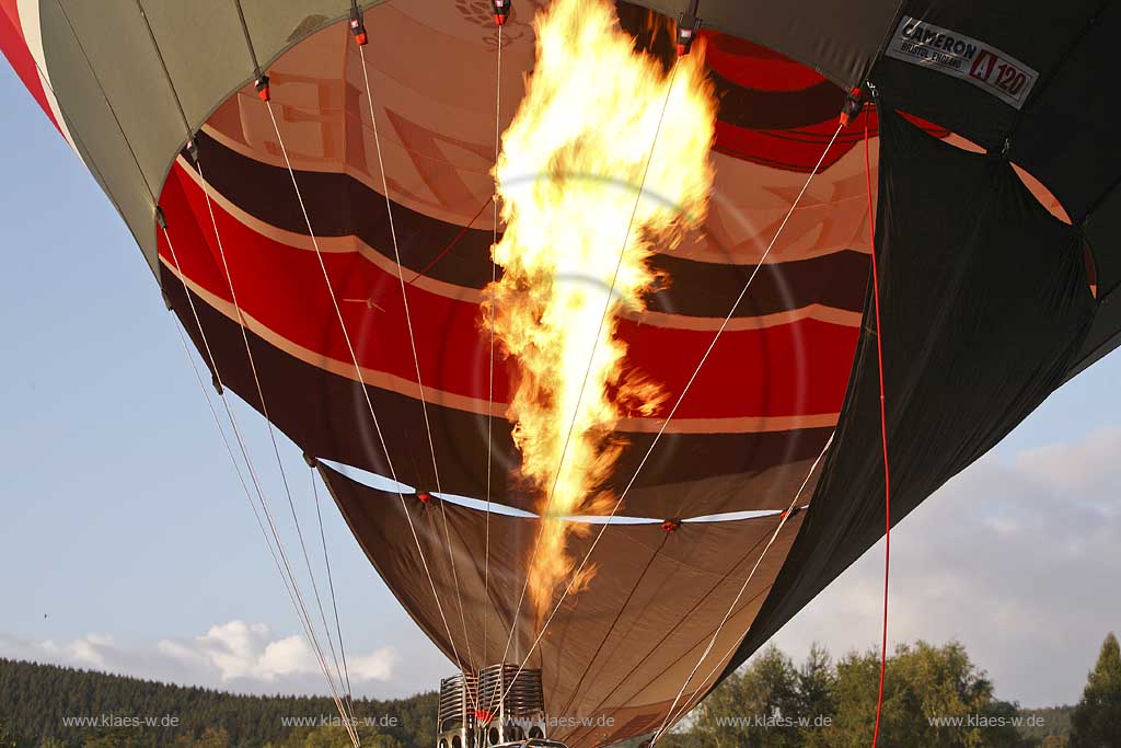 Arnsberg-Oeventrop, Flugplatz, Warsteiner Montgolfiade, Sauerland, Hochsauerland