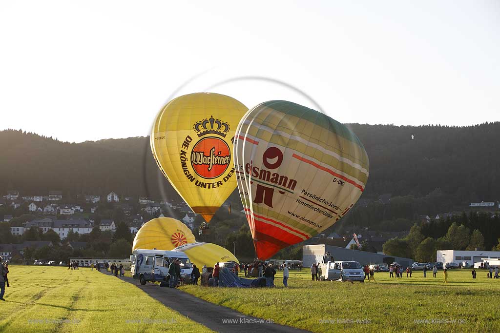 Arnsberg-Oeventrop, Flugplatz, Warsteiner Montgolfiade, Sauerland, Hochsauerland