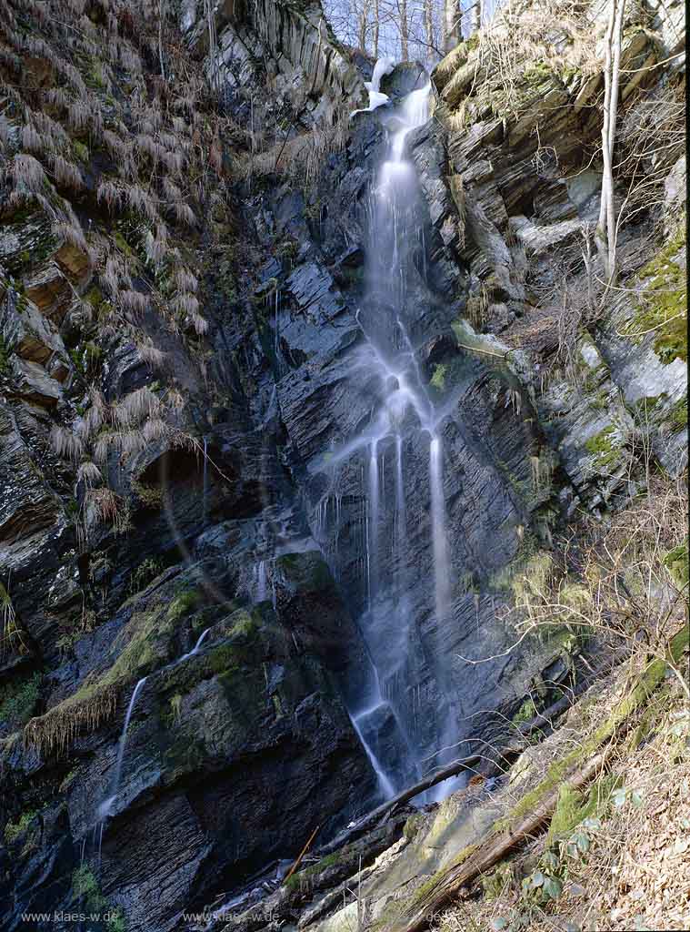 Bestwig, Plaesterlegge, Blick auf Wasserfall, Sauerland 