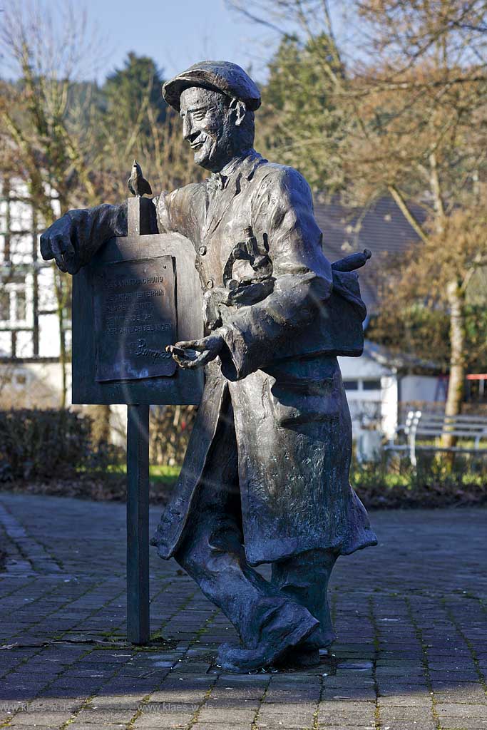 Eslohe, Sauerland,  Sauerlnder Original,Wilhelm Jungbluth, genannt der Pampel, Denkmal