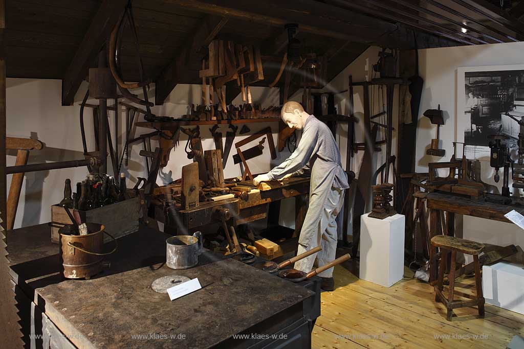 Eslohe, Maschinen- und Heimatmuseum Handwerk Schreinerei; museum of machines, engenes, machinery and local history handcraft carpenter's shop