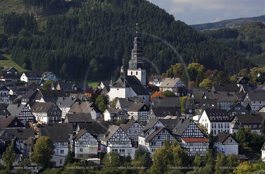 Hallenberg, Hochsauerlandkreis, Blick auf Stadt und Landschaft, Sauerland