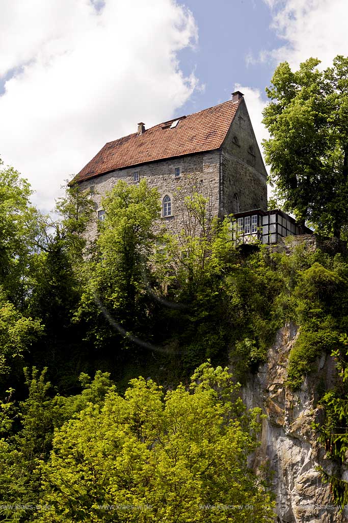 Hemer, Maerkischer Kreis, Mrkischer Kreis, Hoennetal, Hnnetal, Blick auf Burg Klusenstein, Sauerland