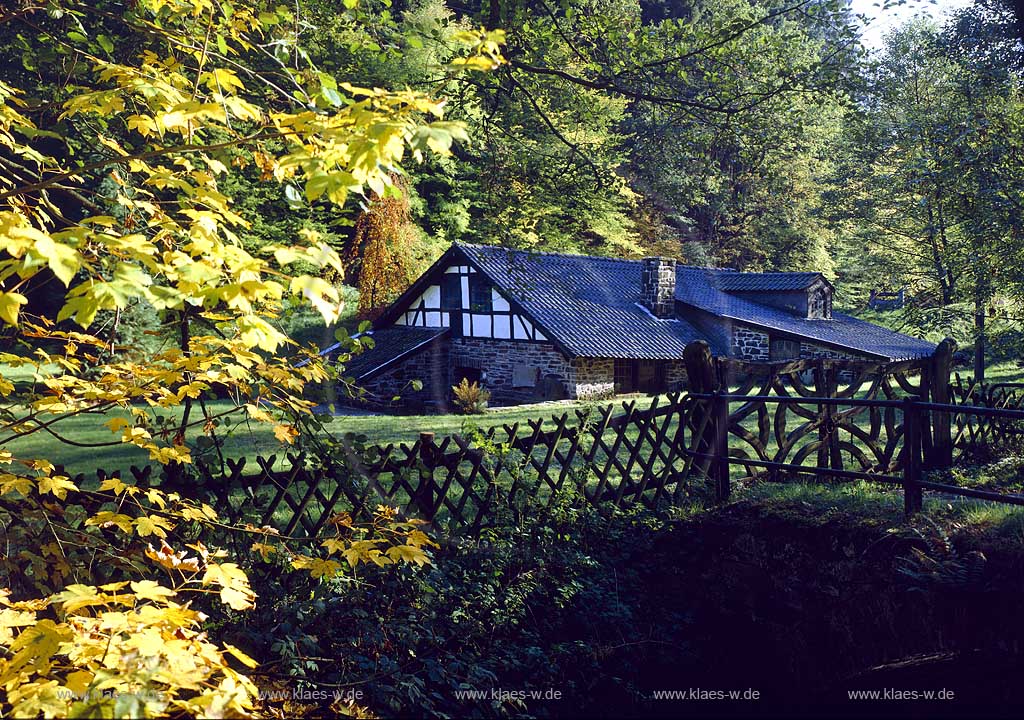 Herscheis, Maerkischer Kreis, Mrkischer Kreis, Blick auf schwarze Ahe Ahe Hammer, Sauerland