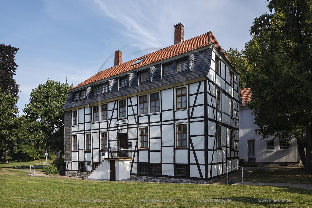 Iserlohn, Museum für Handwerk und Postgeschichte im ehemaligen "Masteschen Fabrikenhaus"; Iserlohn, museum of handcraft and post history in the former "Masteschen Fabrikenhaus".