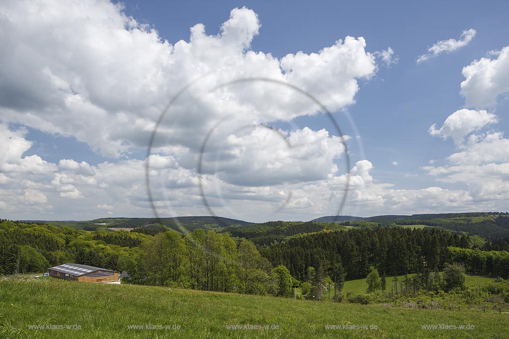 Luedenscheid, Blick von der Homert im Ebbegebirge in die Landschaft; Luedenscheid, view from the Homert in the mountains Ebbegebirge to the landscape.