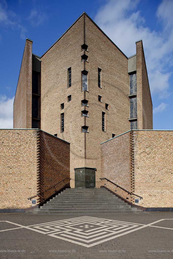 Meschede Abteikirche der Benediktiner Abtei Koenigsmuenster; 