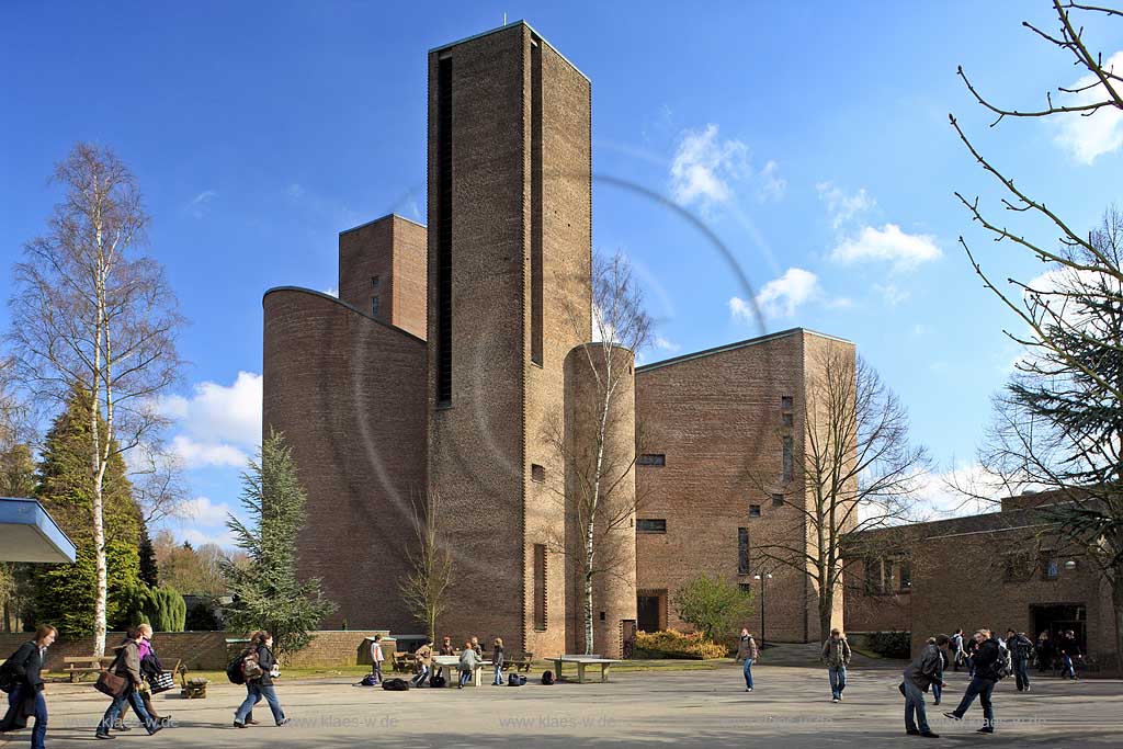 Meschede Abteikirche der Benediktiner Abtei Koenigsmuenster; 