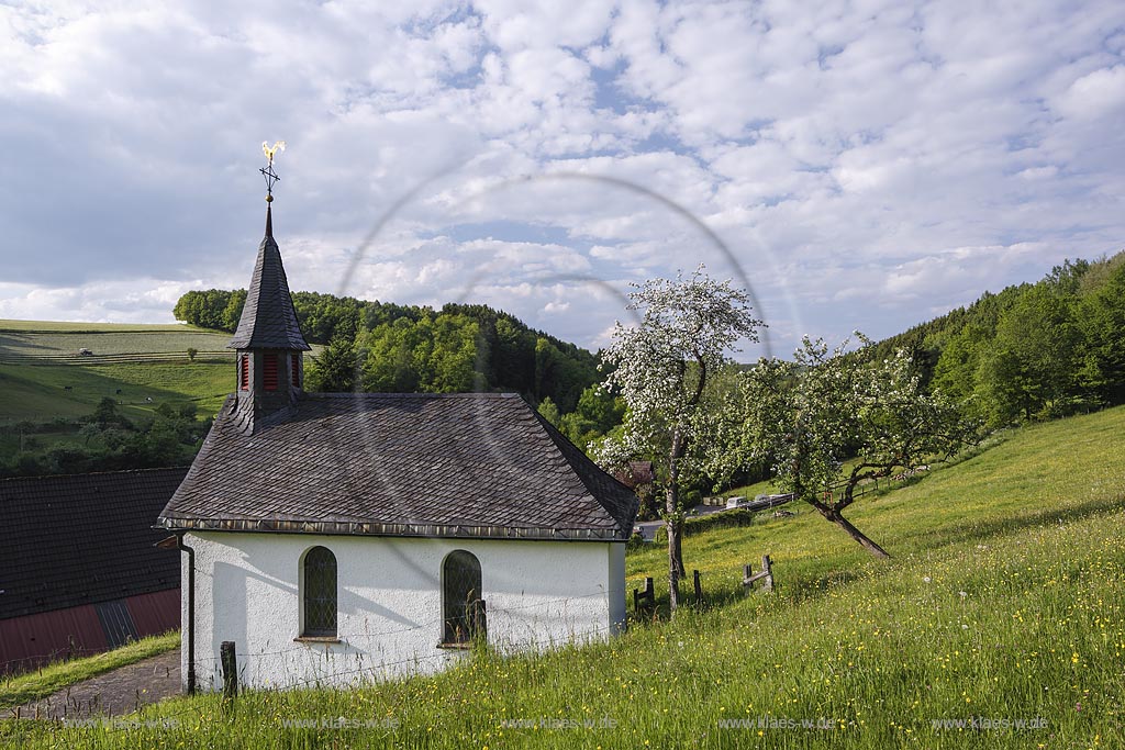 Olpe Hitzendumicke, St. Valentin Kapelle, von der Familie Hitze 1724  errichtet; Olpe Hitzendumicke, chapel St. Valentin Kapelle. 