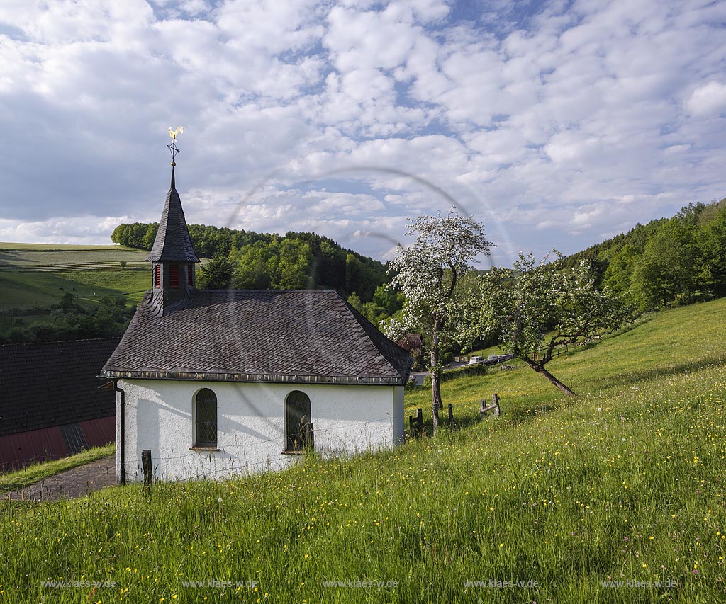 Olpe Hitzendumicke, St. Valentin Kapelle, von der Familie Hitze 1724  errichtet; Olpe Hitzendumicke, chapel St. Valentin Kapelle. 