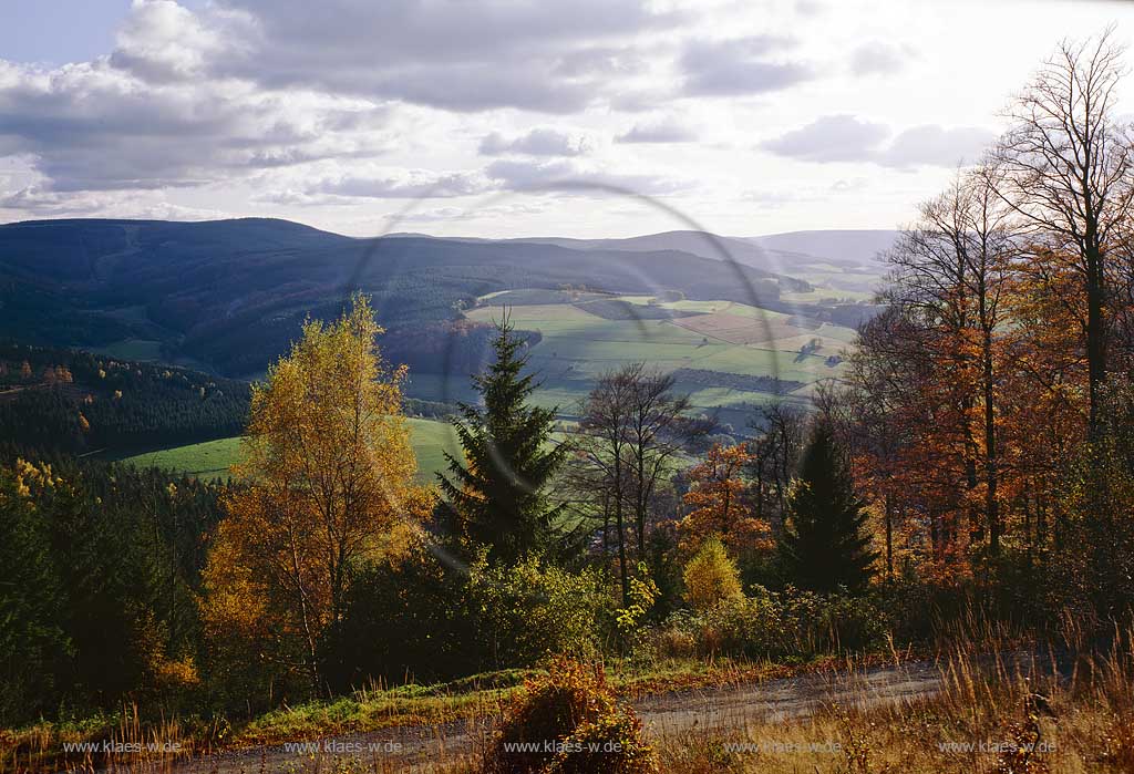 Olsberg, Bruchhausen, Hochsauerlandkreis, Blick auf Herbstlandschaft, Sauerland