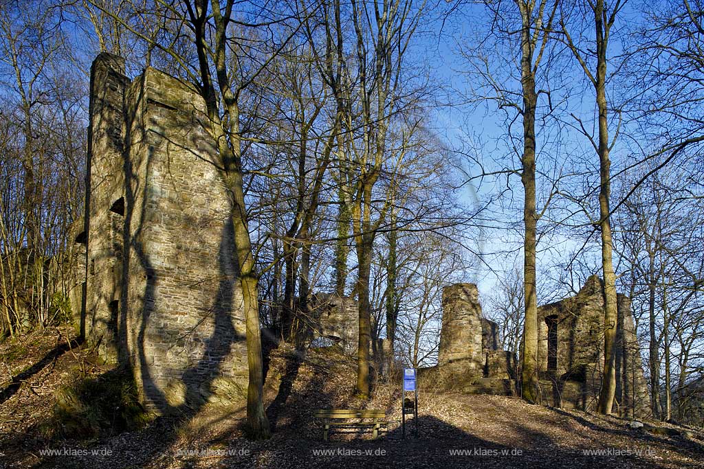 Plettenberg Ruine Burg Schwarzenberg Hoehenburg; Ruine castle Schwarzenberg