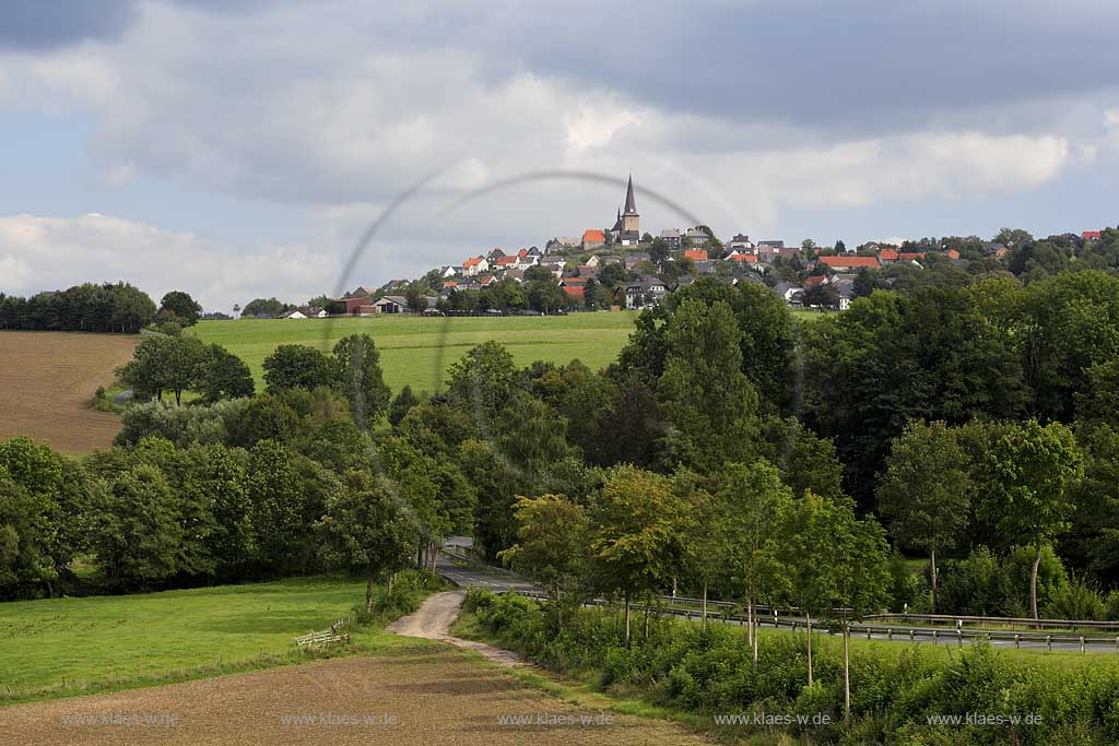 Rthen, Ruethen, Kallenhardt, Kreis Soest, Blick auf Stadt und Landschaft, Sauerland