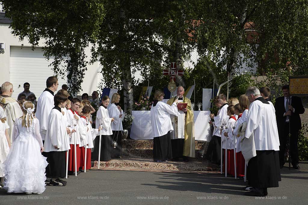 Sundern, Hochsauerlandkreis, Fronleinnam, Prozession, Straengottesdienst, Sauerland