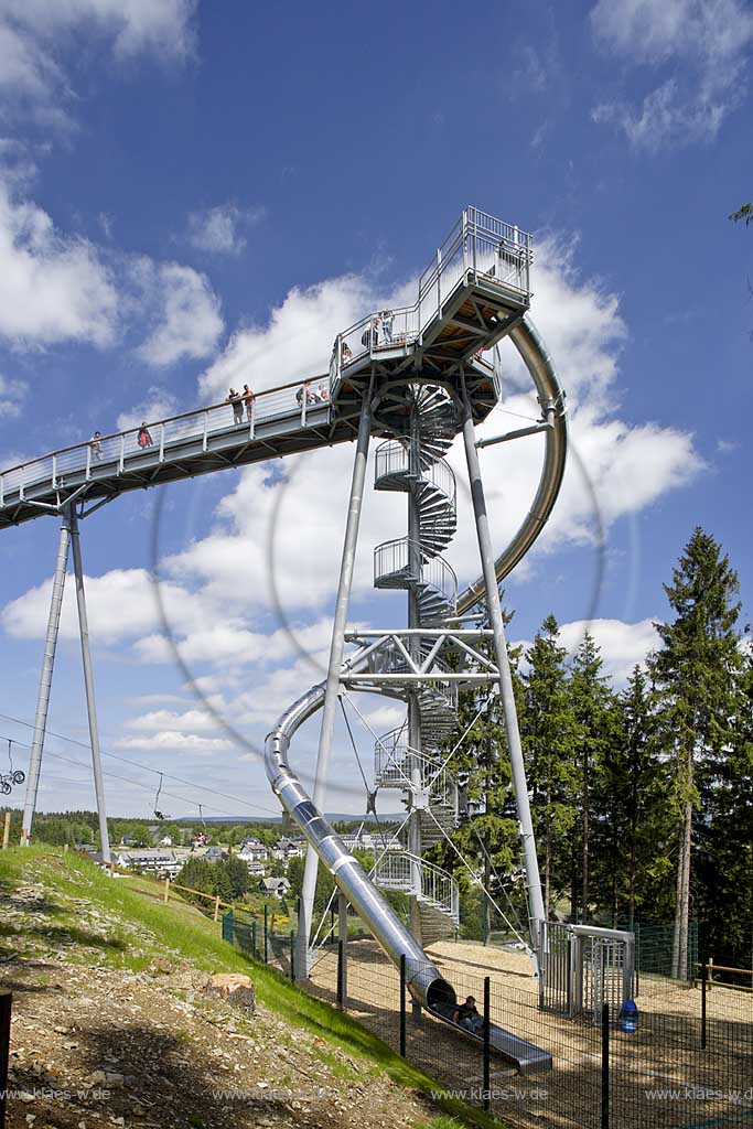 Winterberg, Hochsauerland, Blick auf Panorama Erlebnis Brcke, Bruecke, Sauerland