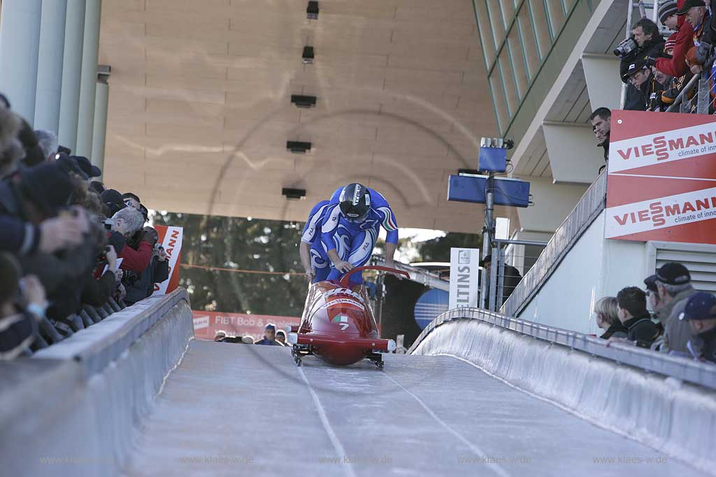 Winterberg, Viessmann FIBT World Cup Bob, Bobbahn, Zweierbob, Start,